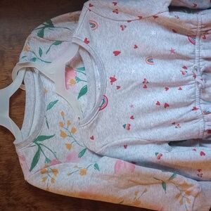 EUC 2 Piece Girls Gray Floral Old Navy Sweatshirt & Rainbow Dress Lot Size 5T